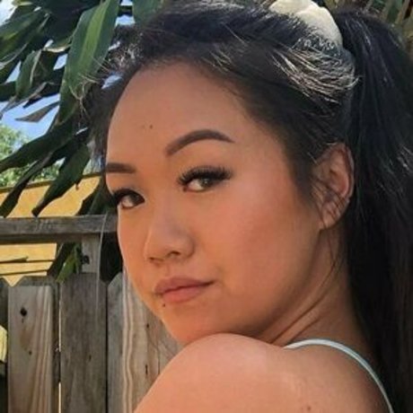 kurvige milf-onlyfans top pornografische fotos