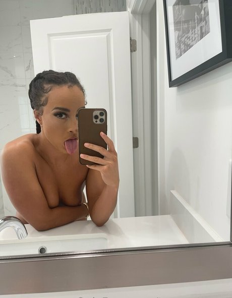 joi milf onlyfans kostenlose kunst foto