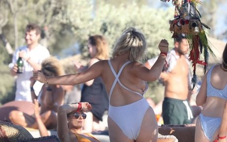 20 jahre alte onlyfans perfekte erwachsene galerien