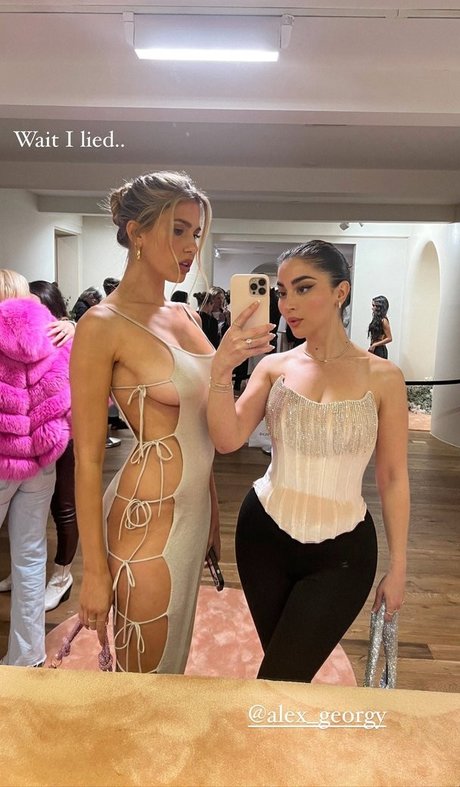 Kara Del Toro perfekte nacktheit foto