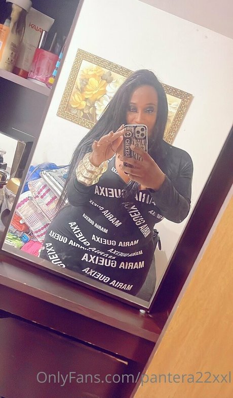 ebenholz dicke onlyfans exklusive xxx bild