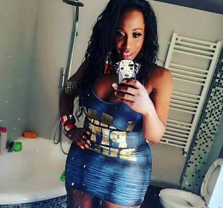 nur fans mit heller haut kunst xxx galerie