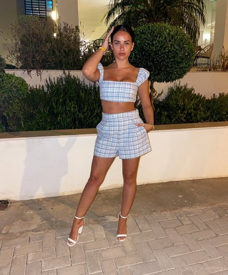 Georgia May Foote top exklusive fotos