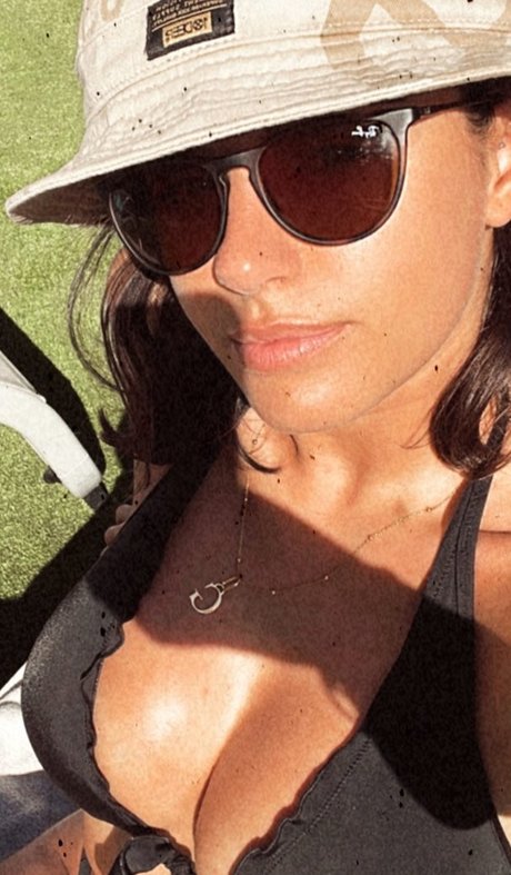 Georgia May Foote akt foto