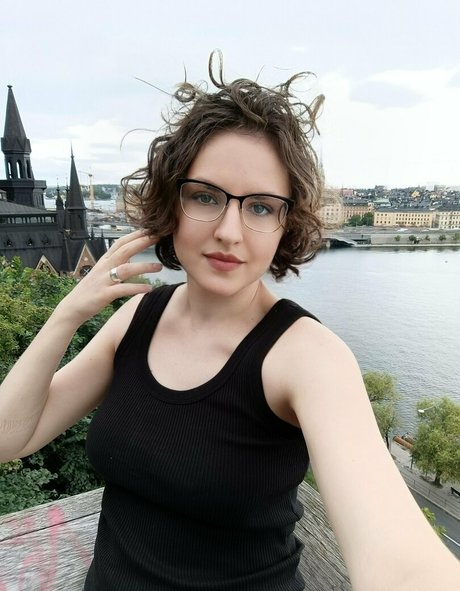 breite onlyfans hübsche porno foto