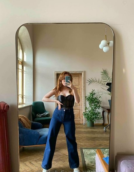 Bb onfire pornographische galerie