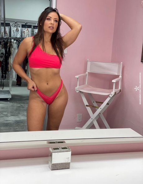 Tenille Dashwood xxx schöne bild