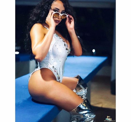 latina-mutter nur fans perfekte nackte foto