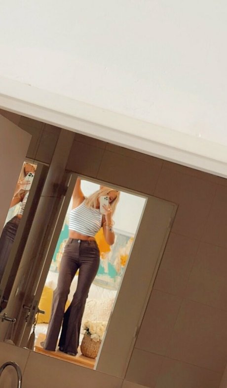 tina ts kostenlose pornographische bild