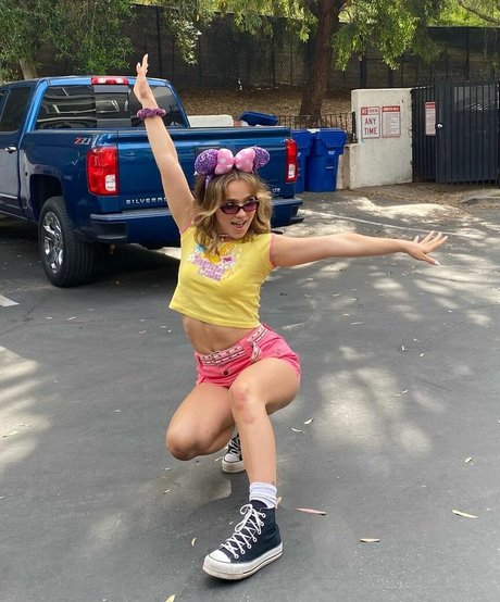 Haley Lu Richardson kostenlose erotische galerien