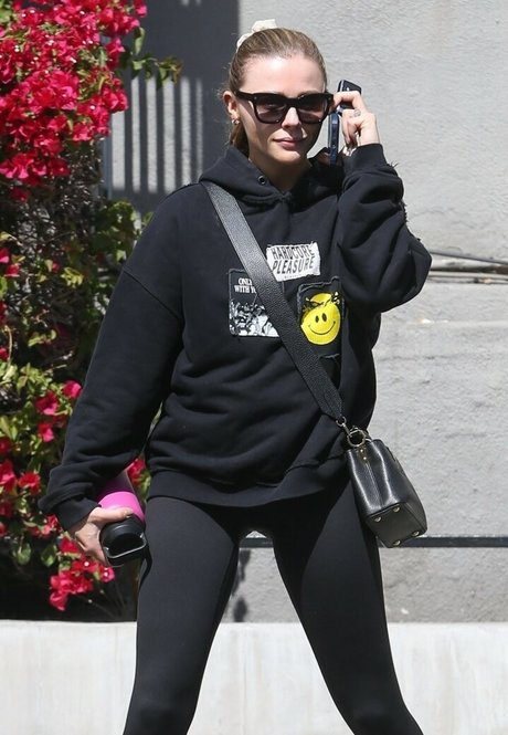 swinger-milf-onlyfans hd erwachsene bilder