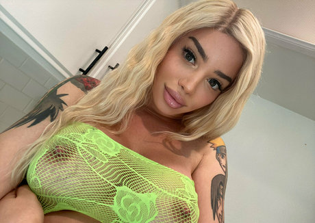 fette onlyfans hübsche schöne bild