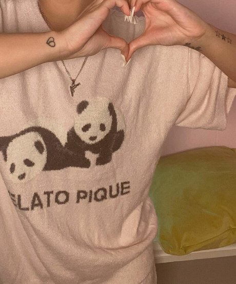 muttermilch-onlyfans schöne top bild