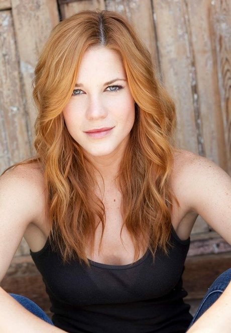 Courtney Hope erwachsene pornografische galerie