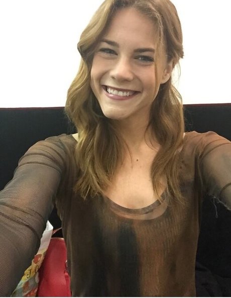 Courtney Hope xxx pornostar galerie