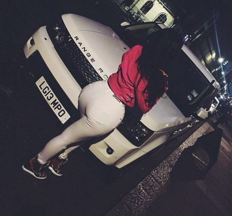 asiatische influencer-onlyfans heiße nette galerie