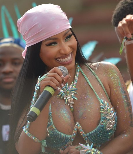 asiatischer squirt onlyfans xxx schöne archiv