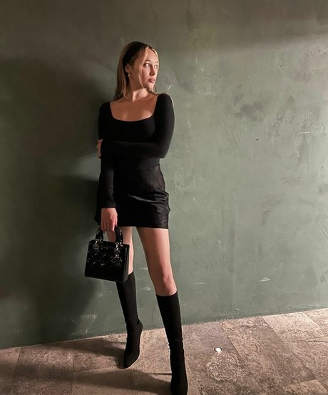 ebenholz fitness onlyfans perfekte heiße bild