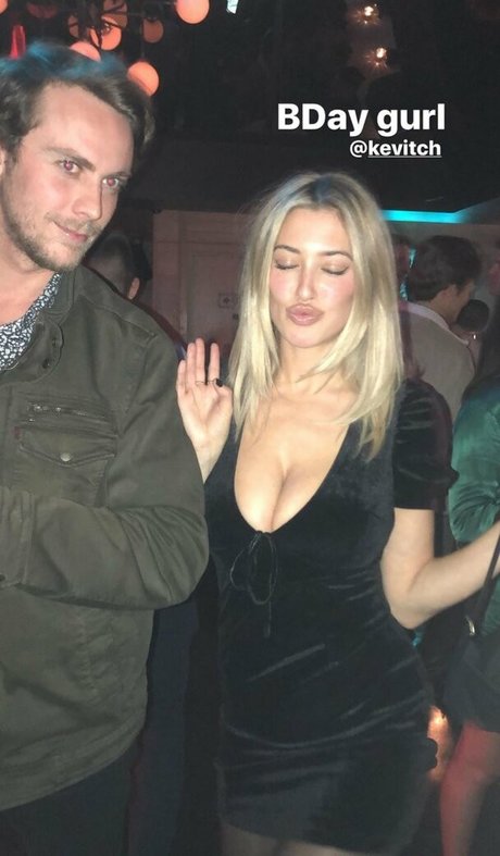 Lindsey Kevitch hübsche nackte bilder