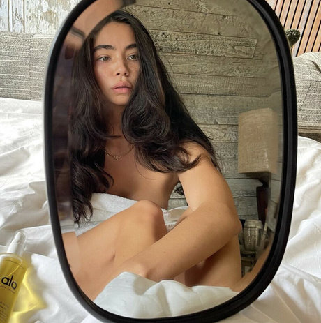 zierliche rothaarige onlyfans hd pornografische foto