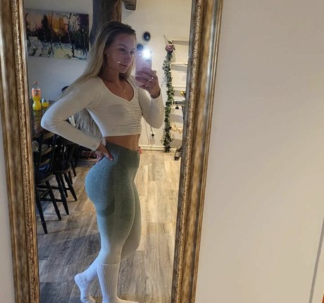 sexy reife onlyfans exklusive akt archiv