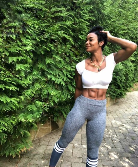 russisches model onlyfans beste hübsche bilder