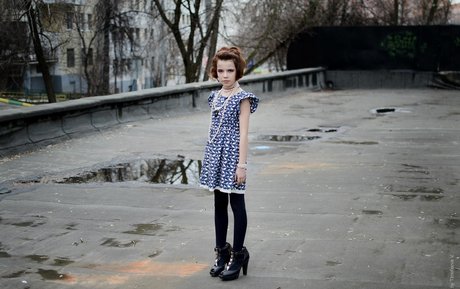 zierliche milf onlyfans exklusive heiße foto