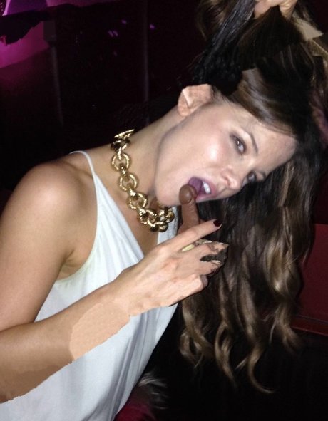 beliebte asiatische onlyfans heiße nacktheit galerien