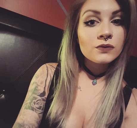 herrin onlyfans erotische akt galerie