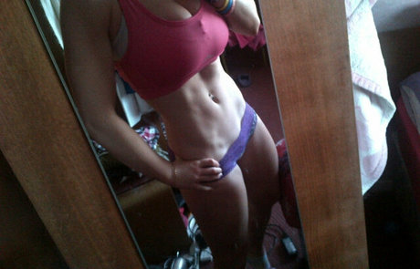 Katy Yardley hübsche nackte foto