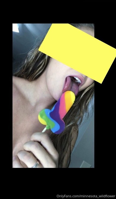 zierliche asiatische onlyfans exklusive nackte fotos