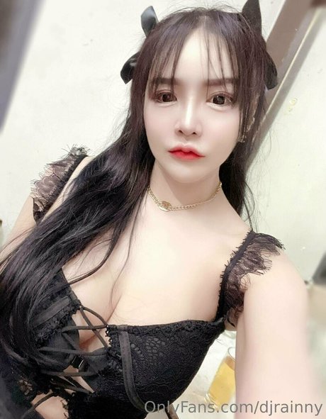 stiefschwester onlyfans hd kunst bild