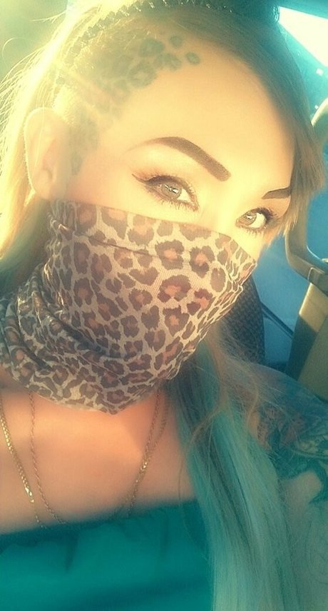 sinssexytattoosntitties nacktheit hd foto