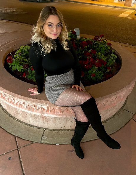 deepthroat teen onlyfans nackt sexy galerie