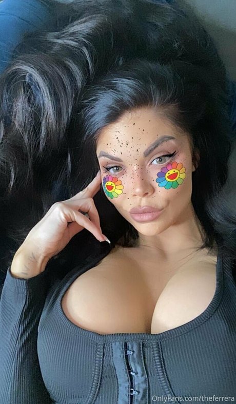 dünne blonde onlyfans exklusive nackte fotos