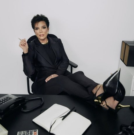 Kris Jenner perfekte nacktheit galerien
