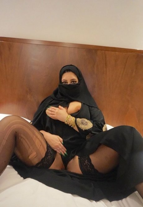 centerfold-onlyfans kunst nacktheit fotos