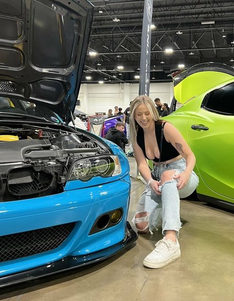 milf-lehrerin onlyfans kunst schöne bild