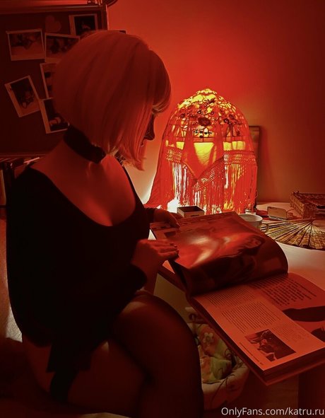 flachbrüstige onlyfans kunst pornographische fotos