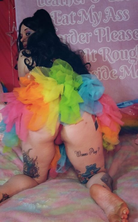 babyghoul 666 nackt kunst galerien