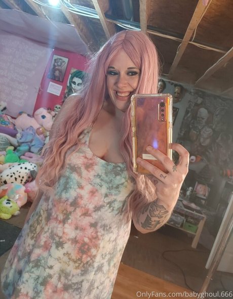 babyghoul 666 perfekte pornostar galerie
