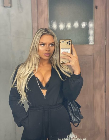 zierliche milf onlyfans beste schöne archiv