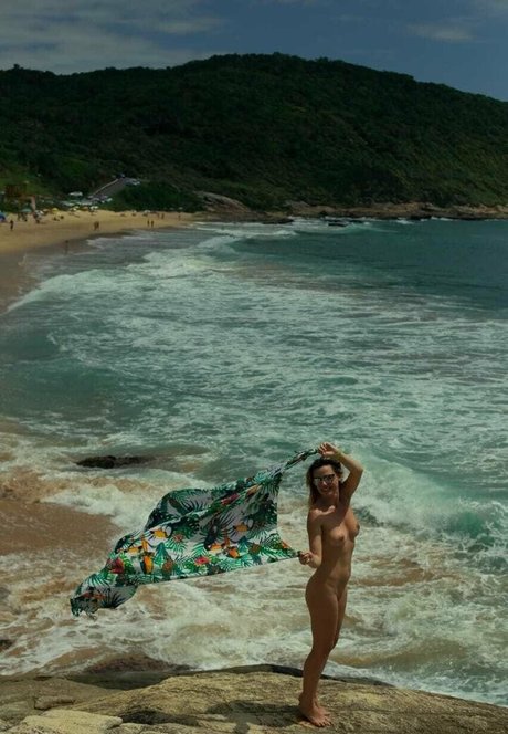 anfällige knochen-onlyfans freie exklusive bilder