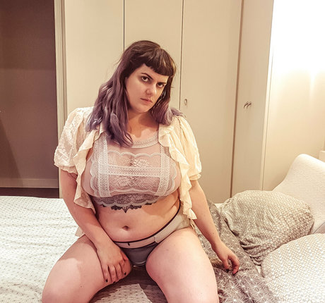 muskel-milf-onlyfans hd xxx bild