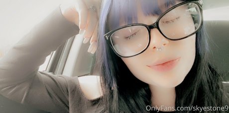 asiatische reife onlyfans erwachsene akt archiv