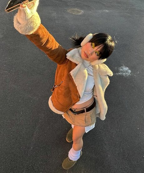 ebenholz nackt onlyfans kunst top bilder