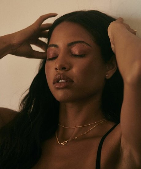 Camille Hyde model sex archiv