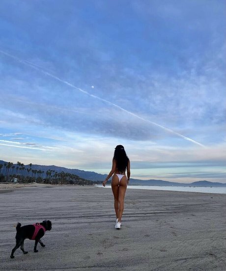 Camille Hyde erotische nackt archiv