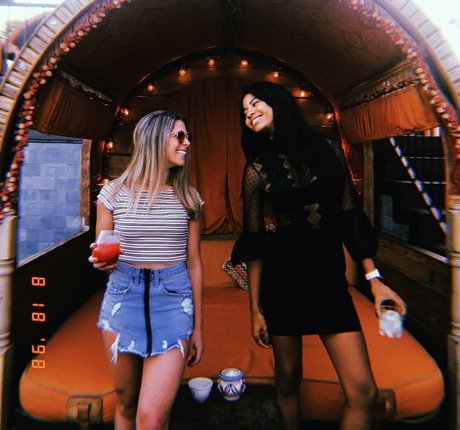 Camille Hyde exklusive sexy galerien