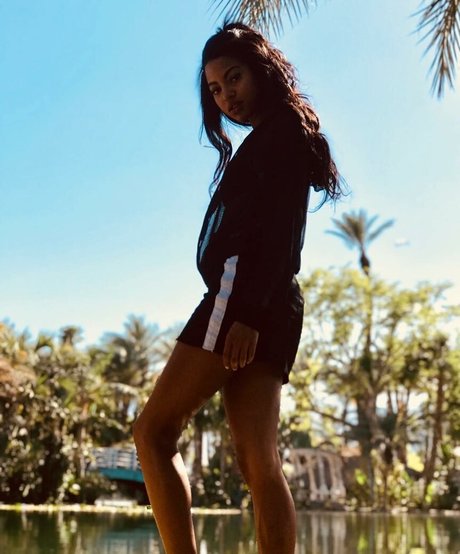 Camille Hyde nacktheit perfekte archiv